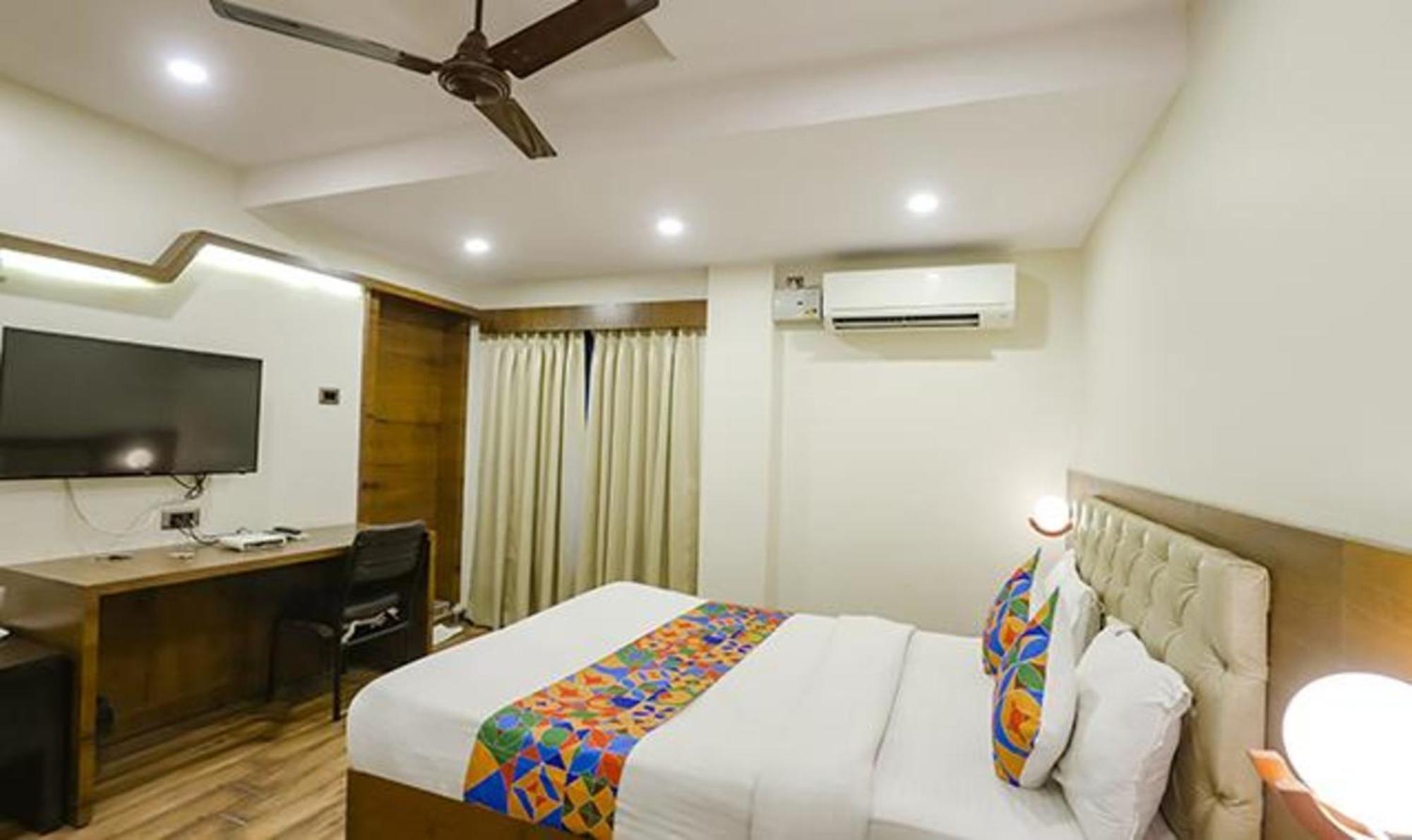 Fabhotel Parashar ナーグプル エクステリア 写真